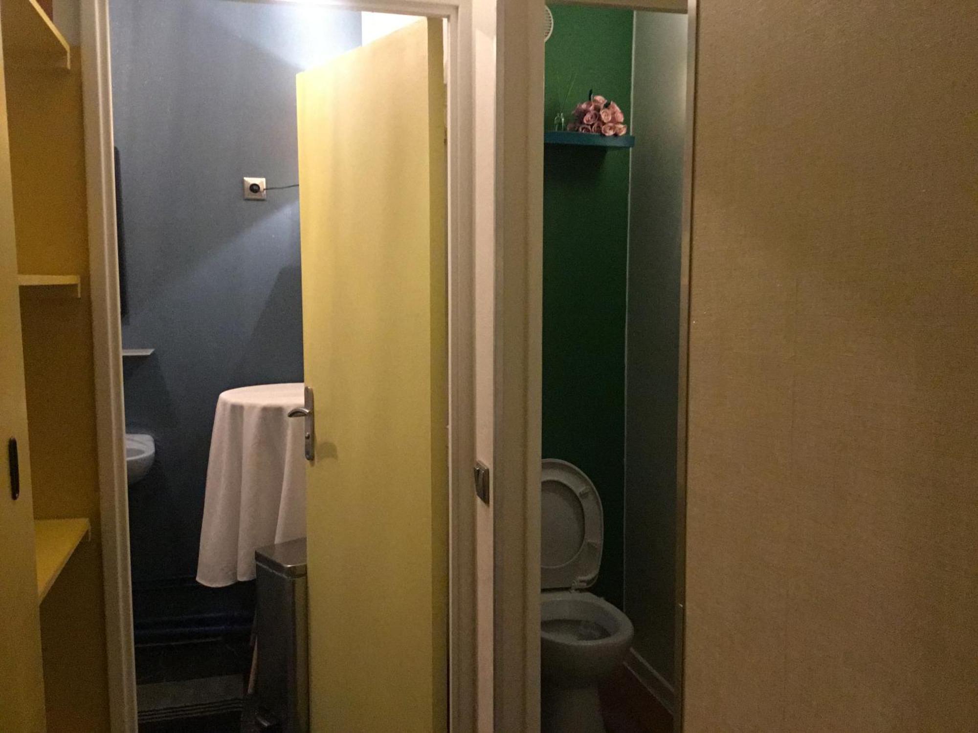 Just For Sleep-Daily Stay 20H To 10H Apres Votre Arrivee Dans Le Batiment D'Entree, Contact I'Hote Via Le Message Ici De Reservation Pour L'Enregistrement I'Entree Dans La Propriete Sans I'Approbation Est Interdite-Resevation D'Un Tiers Est Inaccepta Bobigny Exterior foto