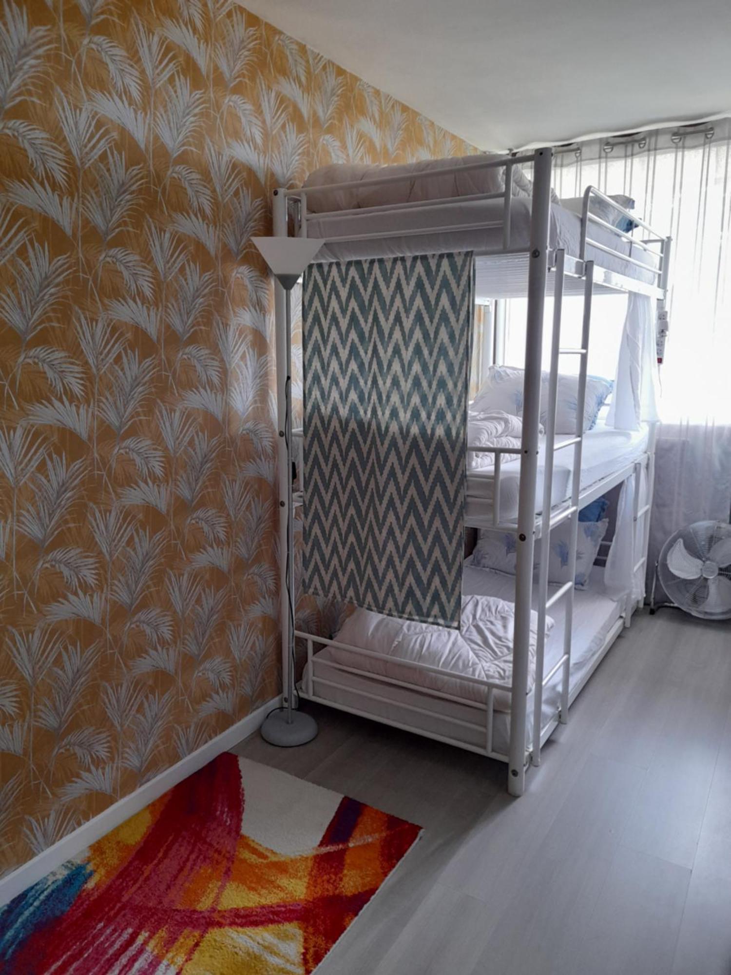 Just For Sleep-Daily Stay 20H To 10H Apres Votre Arrivee Dans Le Batiment D'Entree, Contact I'Hote Via Le Message Ici De Reservation Pour L'Enregistrement I'Entree Dans La Propriete Sans I'Approbation Est Interdite-Resevation D'Un Tiers Est Inaccepta Bobigny Exterior foto